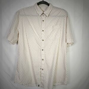 TreVero Men's Short Sleeve top.